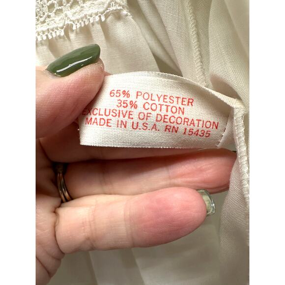 Vintage Gilead White Embroidered Nightgown & Robe Set Medium Cottagecore Lace - Picture 11 of 16